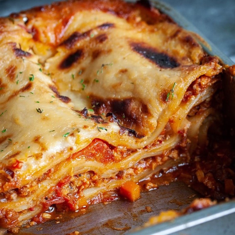 Vegan Lasagna with Meat and Béchamel Sauces