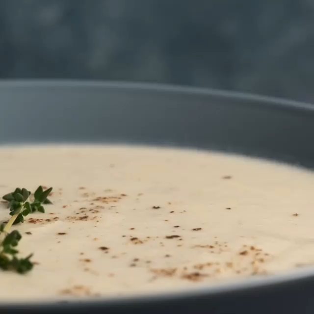 Creamy Vegan Cauliflower Soup