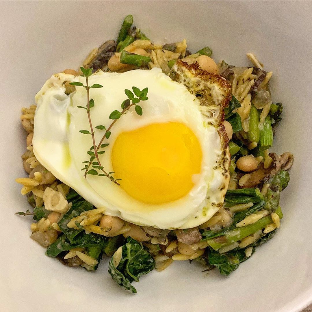 Mushroom White Bean Skillet