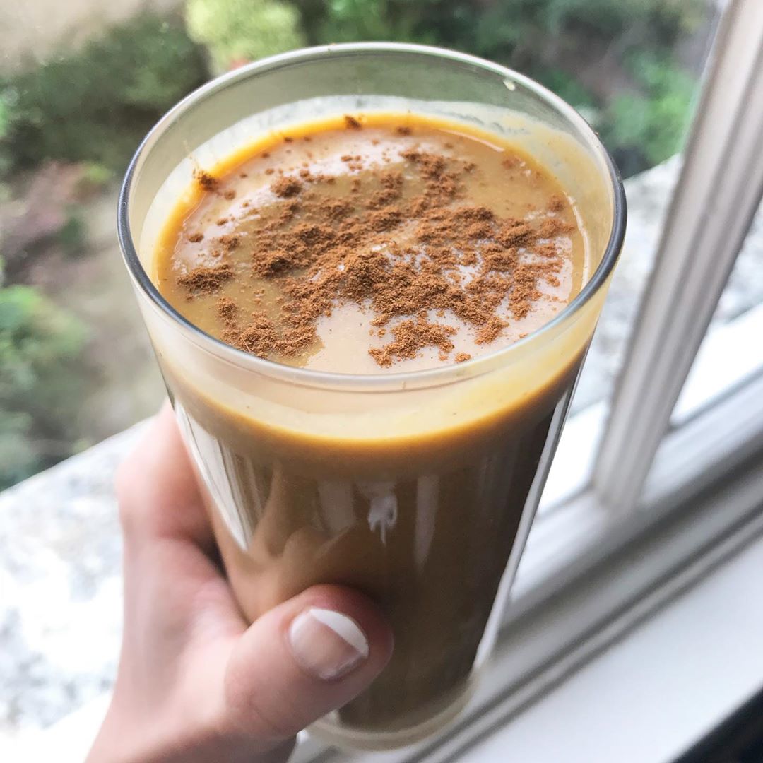 Thick Pumpkin Spice Smoothie with Banana