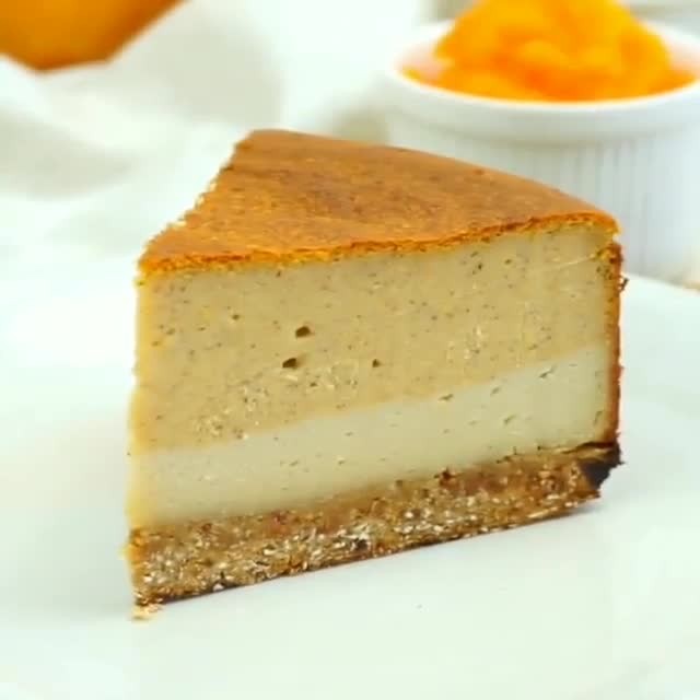 Homemade Vegan Pumpkin Cheesecake