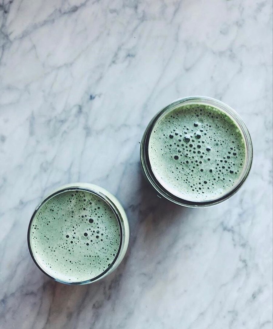 Nutrient Dense Green Smoothie with Spirulina