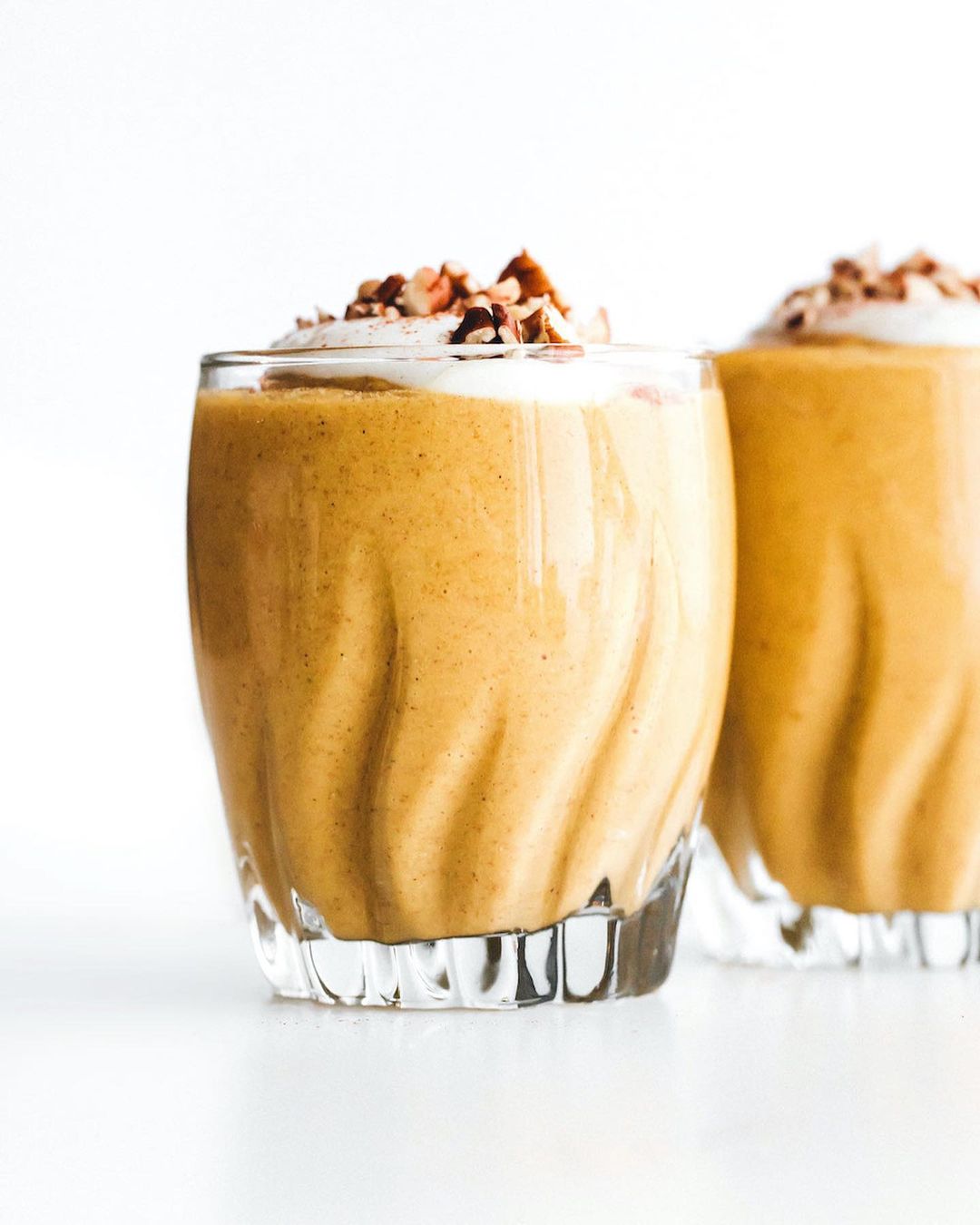 Creamy Vegan Pumpkin Spice Frosty