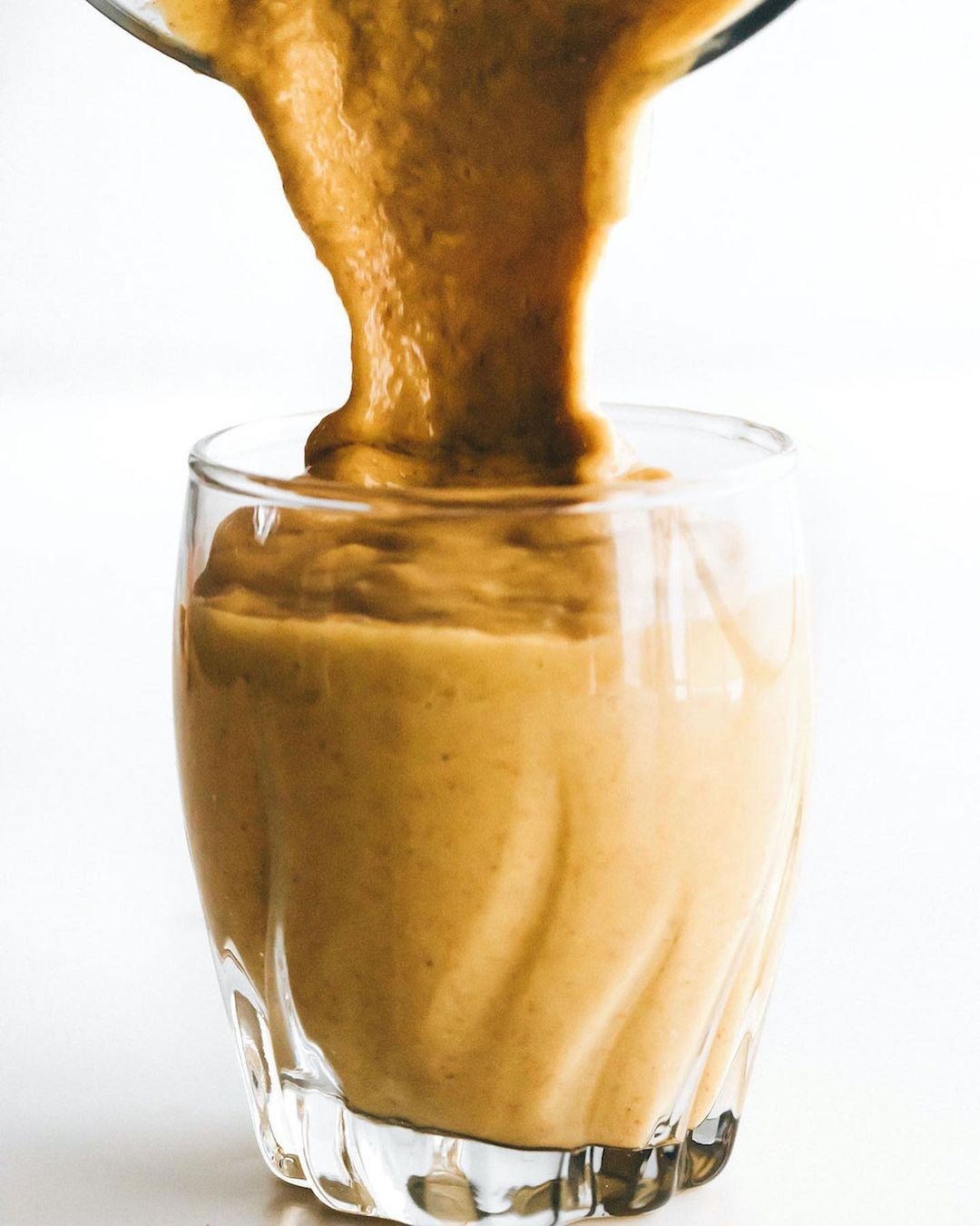 Creamy Vegan Pumpkin Spice Frosty