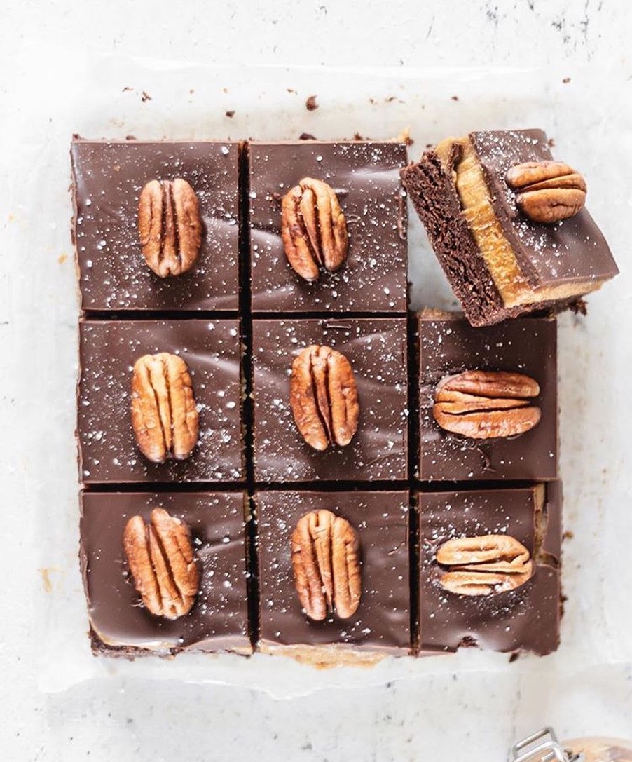 Vegan Salted Caramel Brownies