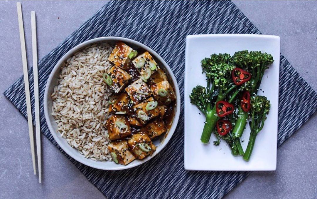 Sticky Orange Tofu with Rice and Broccoli