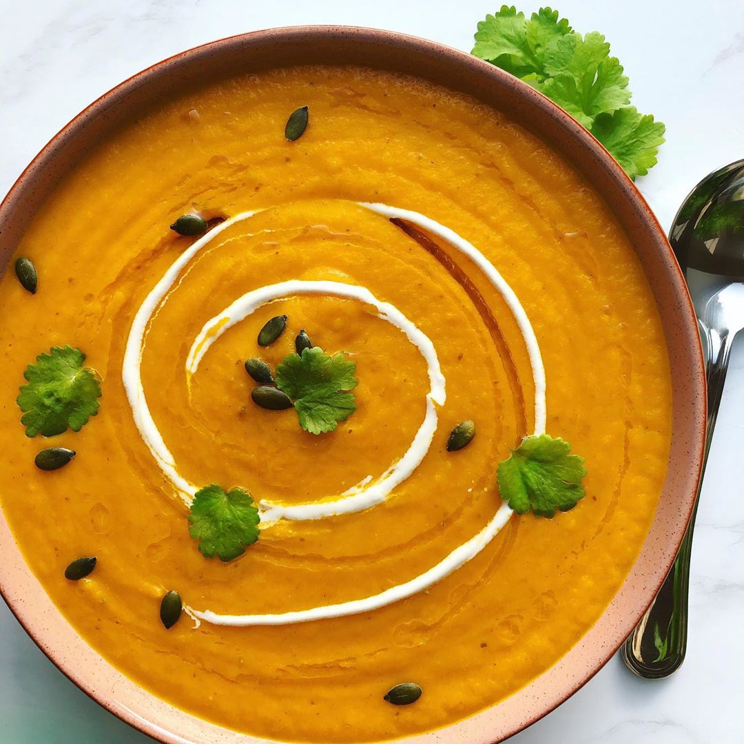 Easy Homemade Carrot and Coriander Soup