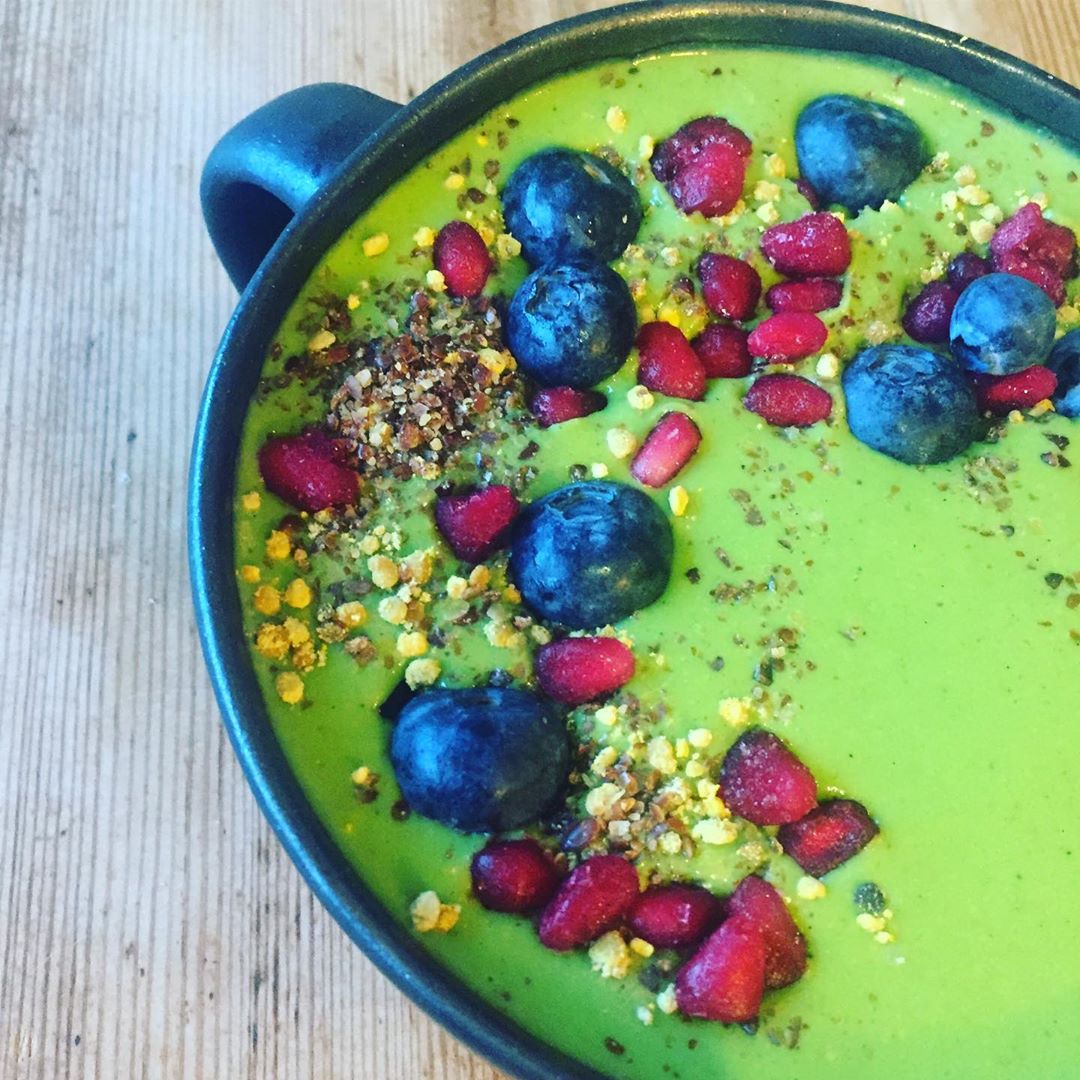Matcha Energy Smoothie Bowl