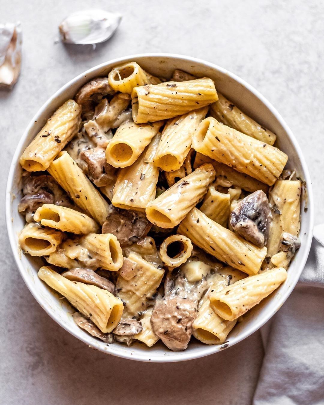 Creamy Garlic Mushroom Pasta