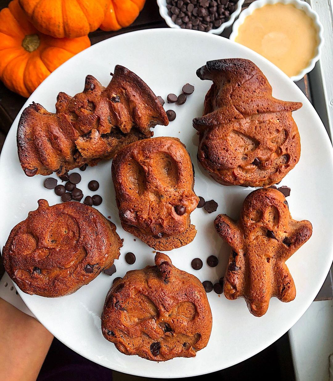 Delicious 6-Ingredient Halloween Brownies