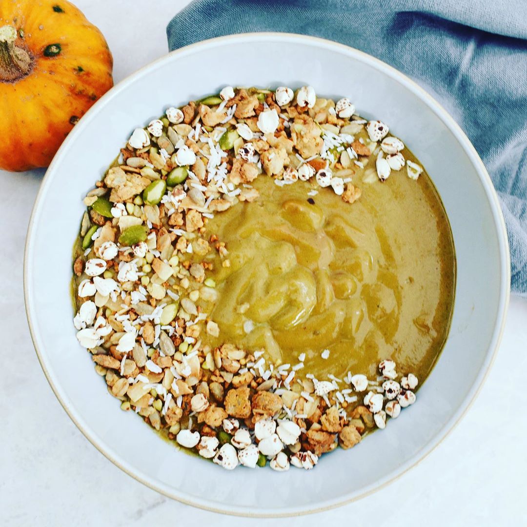 Delicious Chocolate Pumpkin Smoothie for Halloween