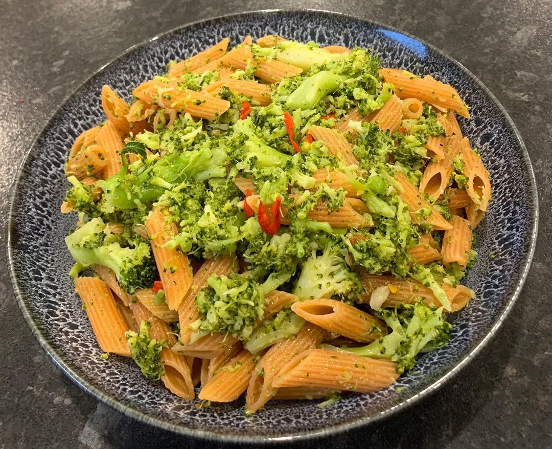 Pasta with Broccoli, Chilli and Garlic