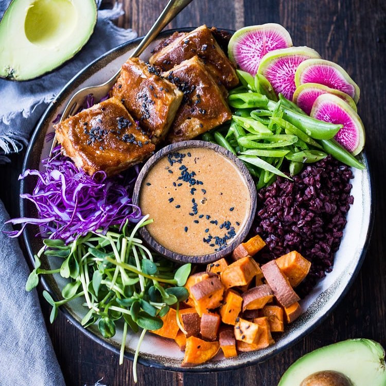 Nourishing Bali Bowl with Tofu and Veggies
