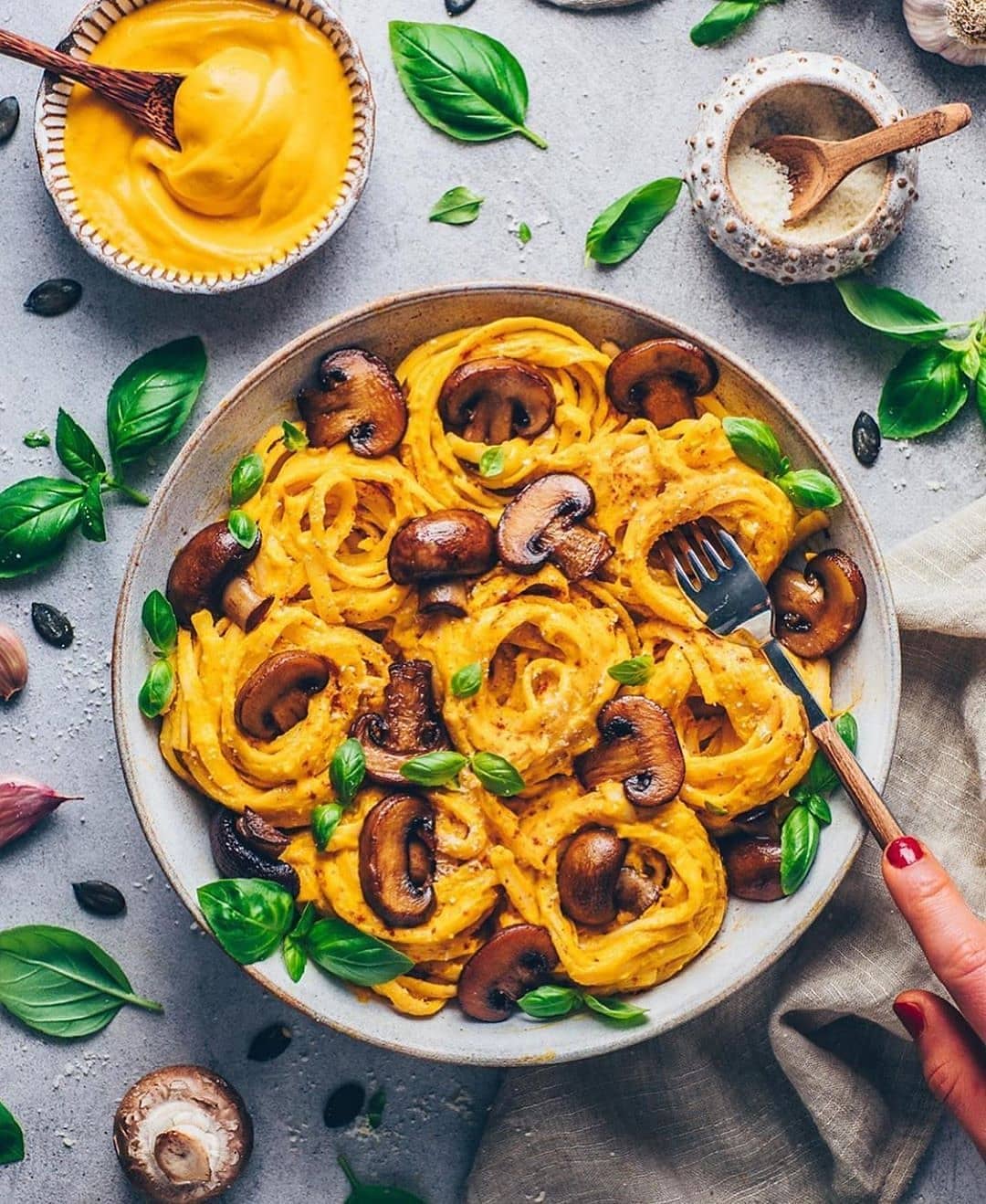 Vegan Pumpkin Alfredo Pasta