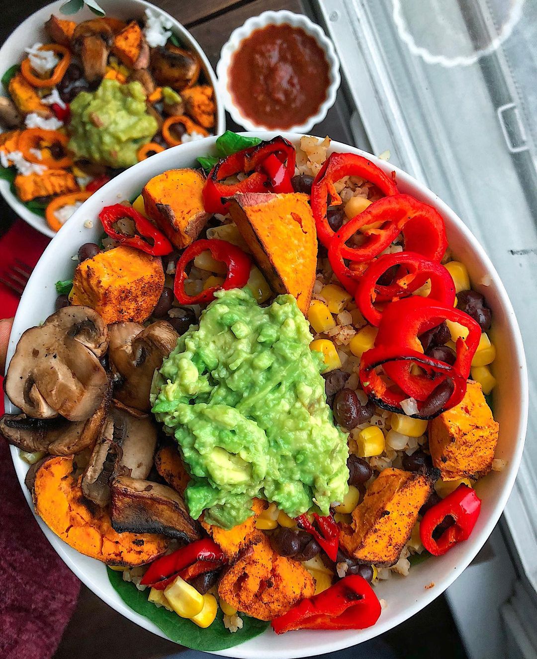 Tasty Cauliflower Rice Taco Bowls with Veggies