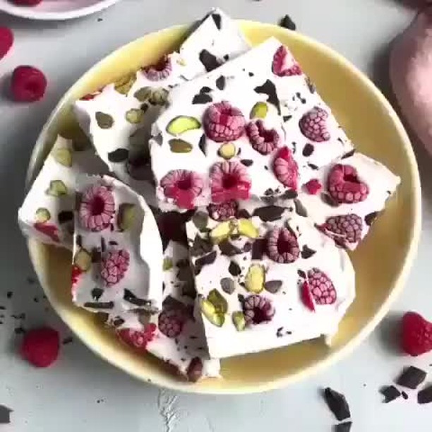 Coconut Bars with Raspberries and Pistachios