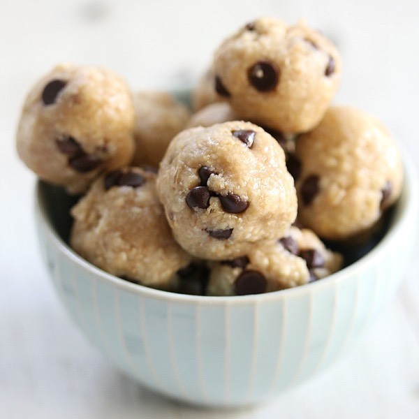 Healthy Vegan Low Carb Cookie Dough Breakfast