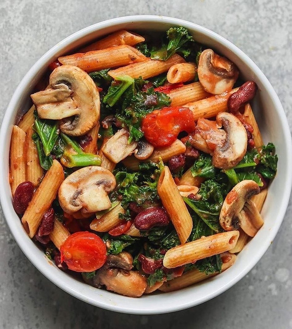 Creamy Tomato Pasta with Mushrooms and Kale