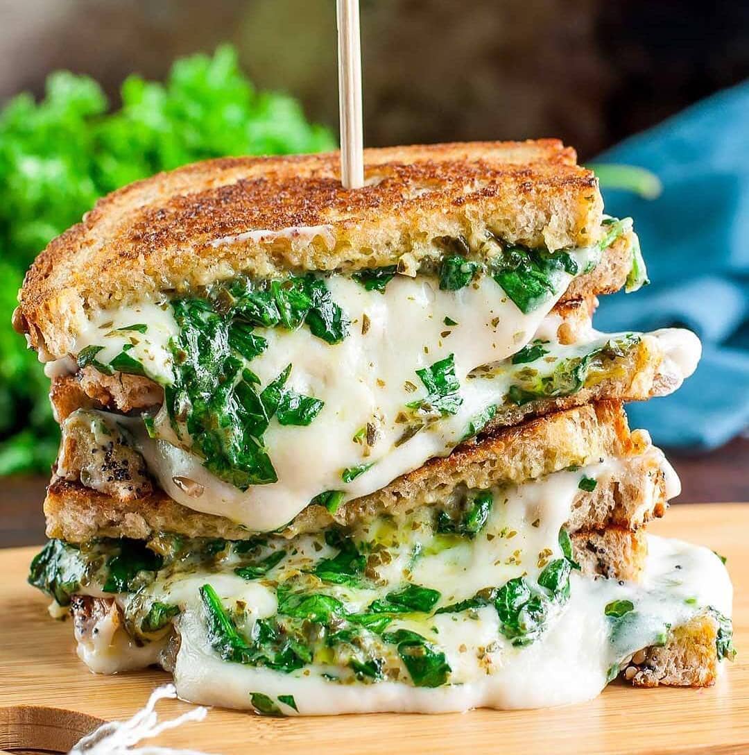 Creamy Spinach Pesto Grilled Cheese Sandwiches