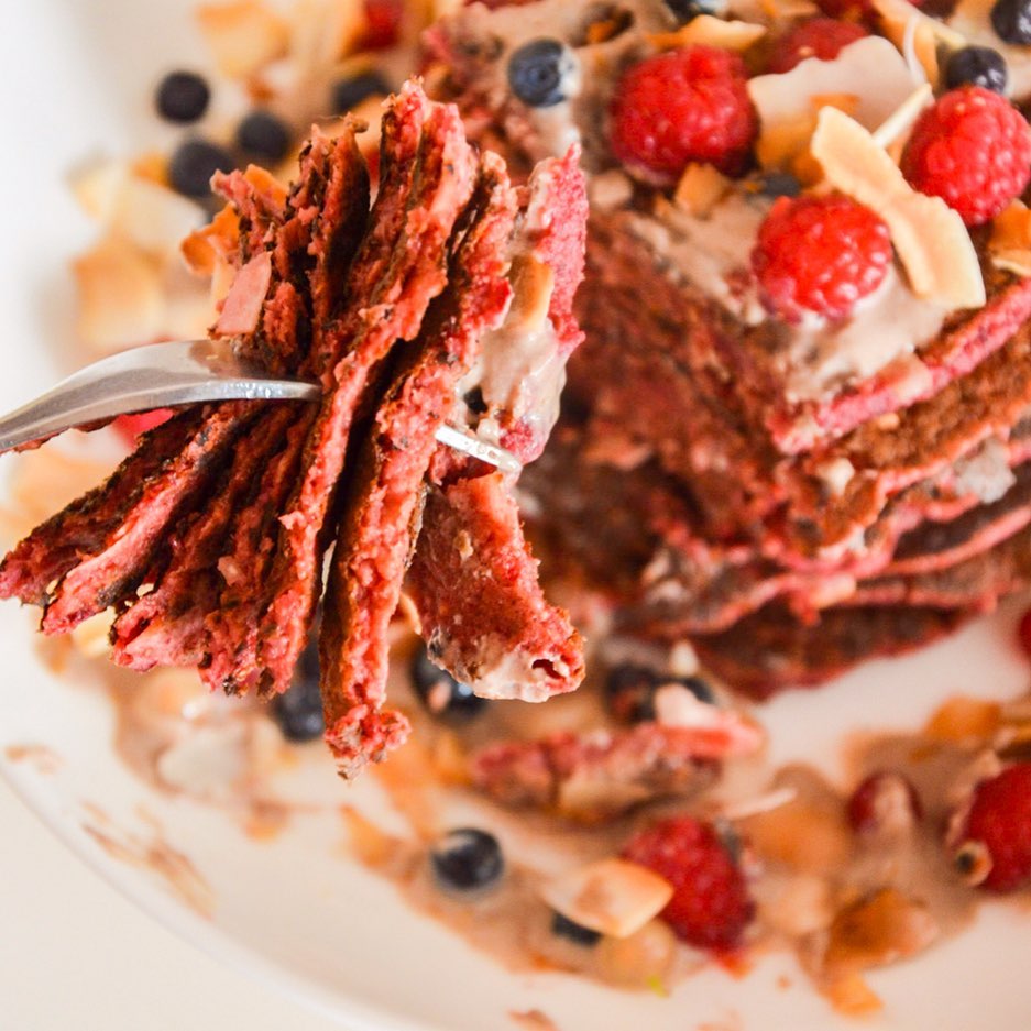 Healthy Pink Pancakes with Beetroot and Vanilla