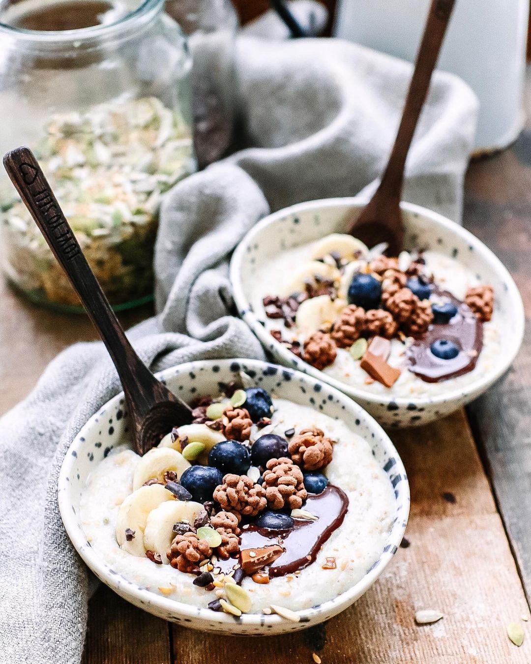 Overnight Porridge Bowls with Oats and Quinoa
