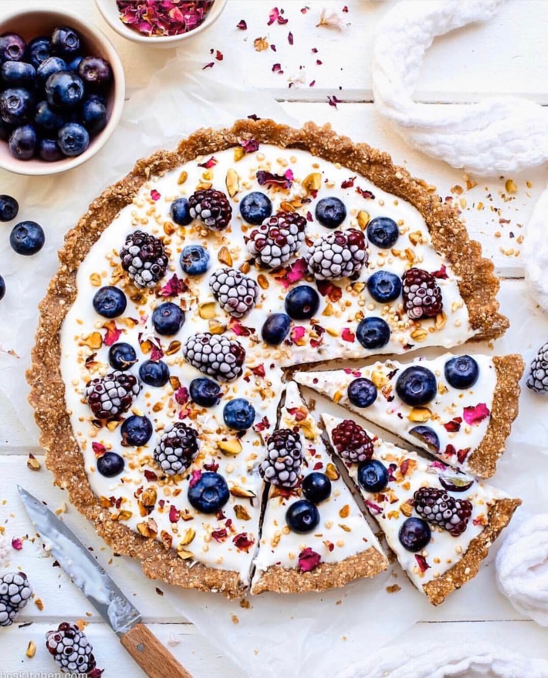 Vegan Breakfast Pizza with Oat and Buckwheat Base