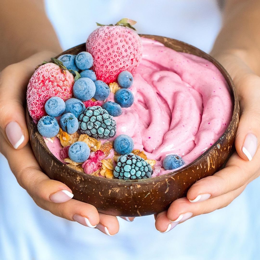 No Sugar Homemade Pink Fruit Smoothie Bowl