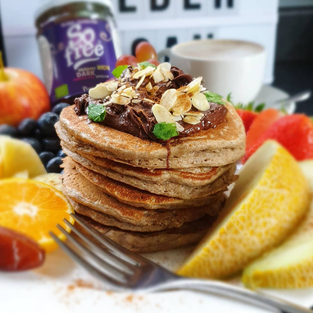 Organic Spelt Banana Pancakes with Chocolate and Almonds