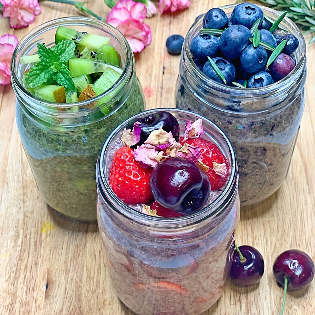Easy Flavored Chia Puddings for Breakfast