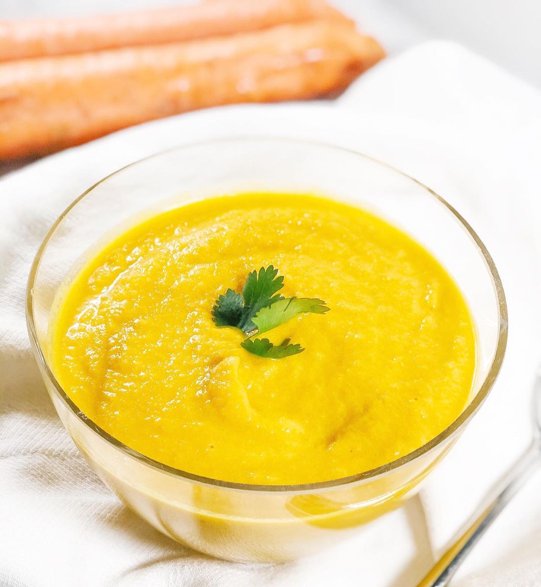 Simple Carrot Soup for Two