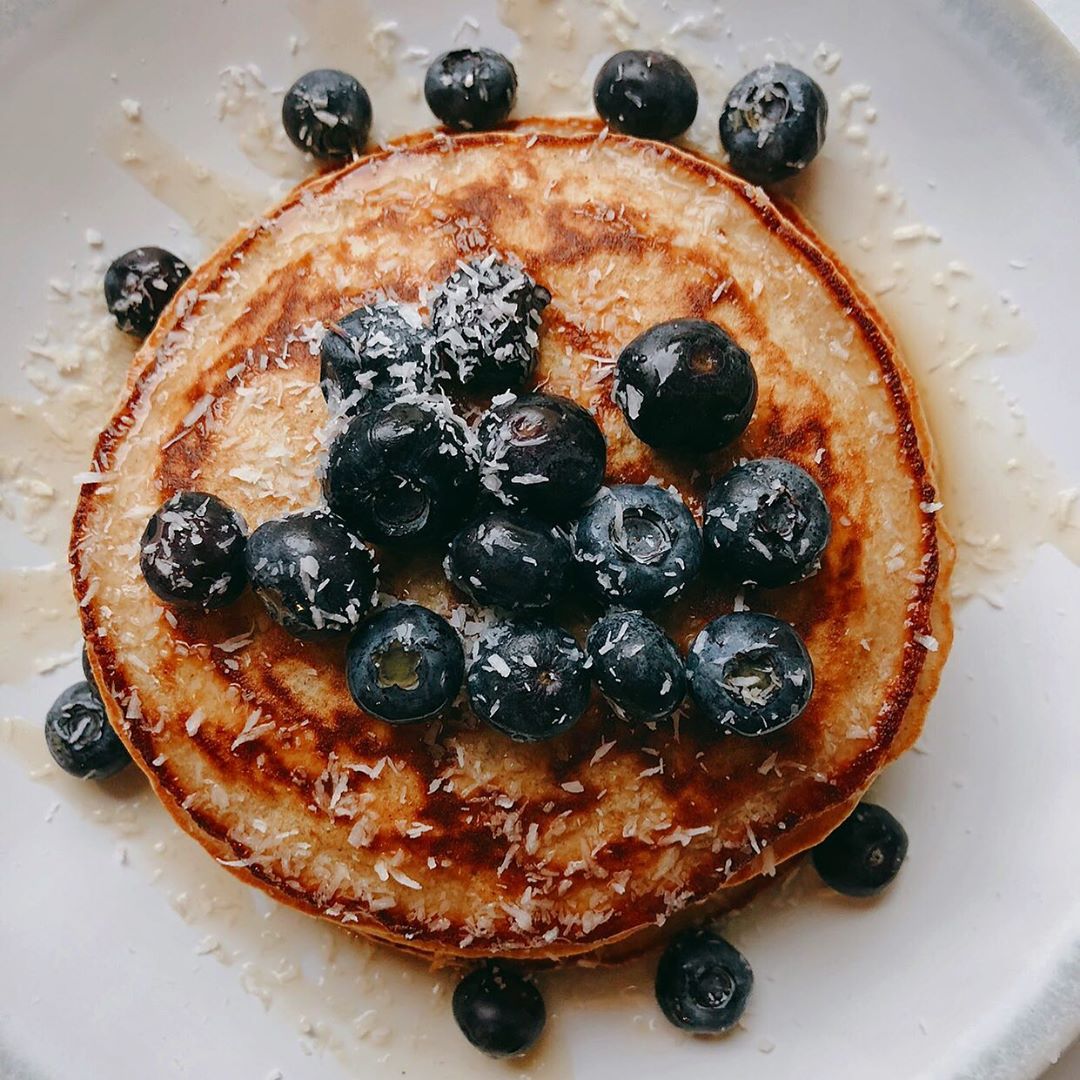 Easy Healthy Pancakes with Oats and Banana