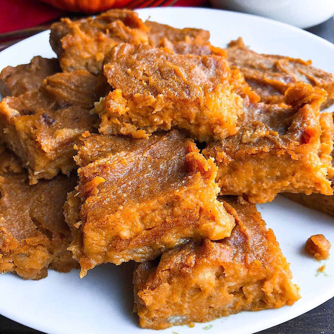 6 Ingredient Pumpkin Blondies