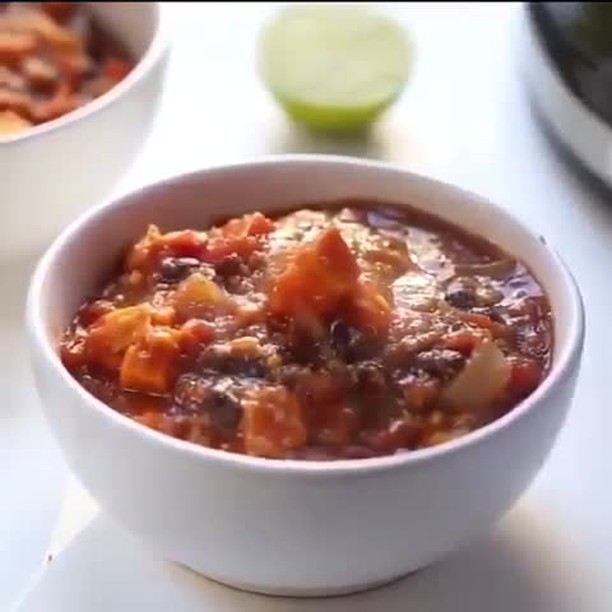 Sweet Potato and Black Bean Quinoa Chili