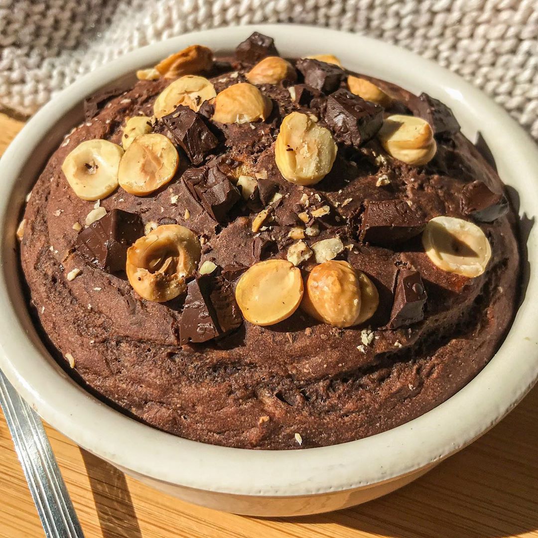 Nutella Inspired Baked Oats Breakfast Dish