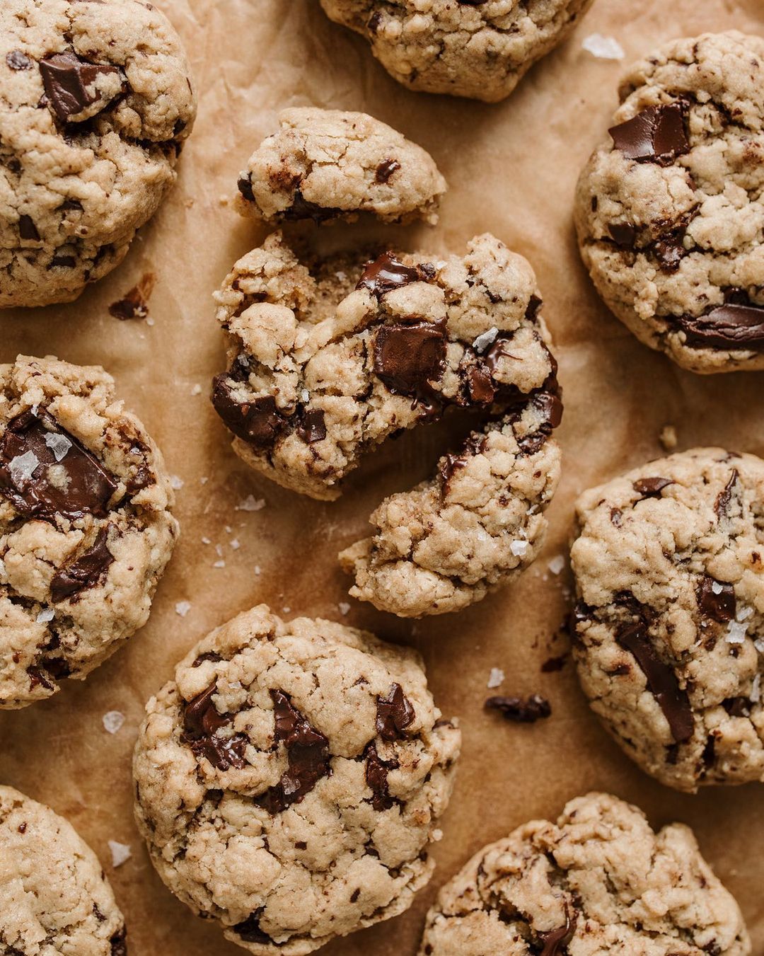 Vegan Tahini Chocolate Cookies
