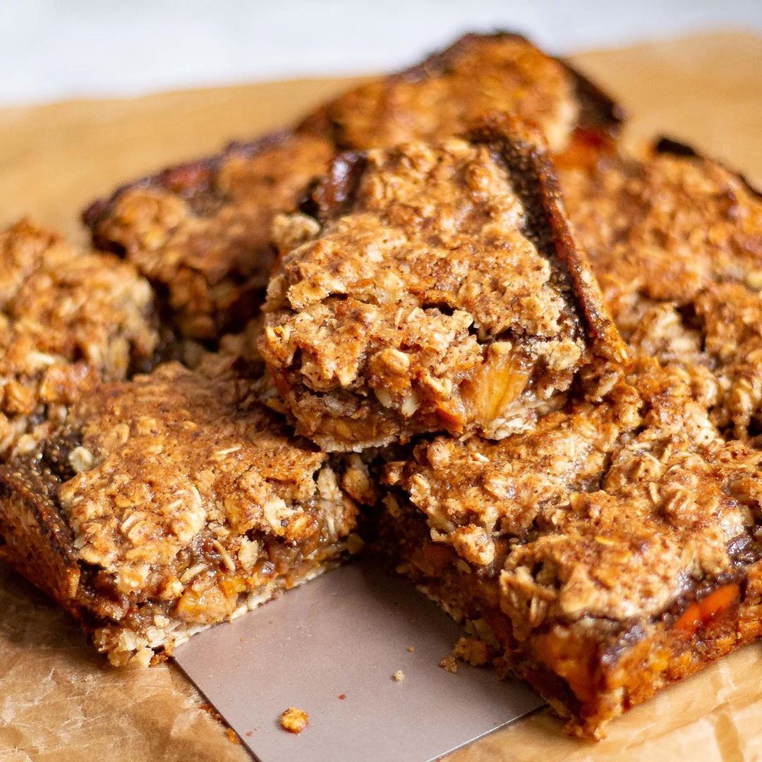 Gluten-Free Vegan Persimmon Crumb Bars