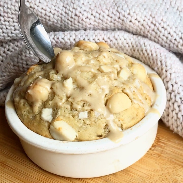 White Chocolate Macadamia Baked Oats