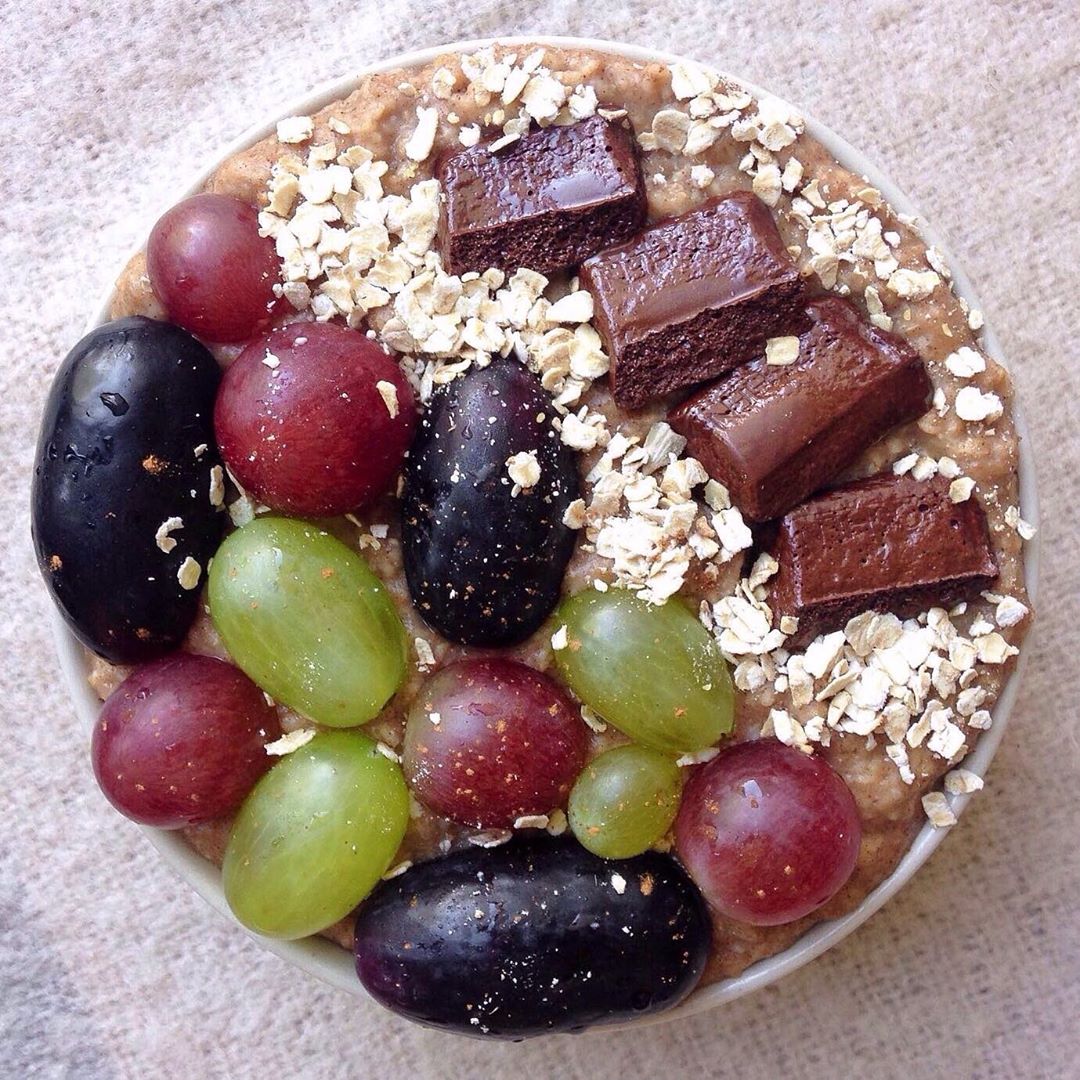 Colorful Grapes and Dark Chocolate Oatmeal