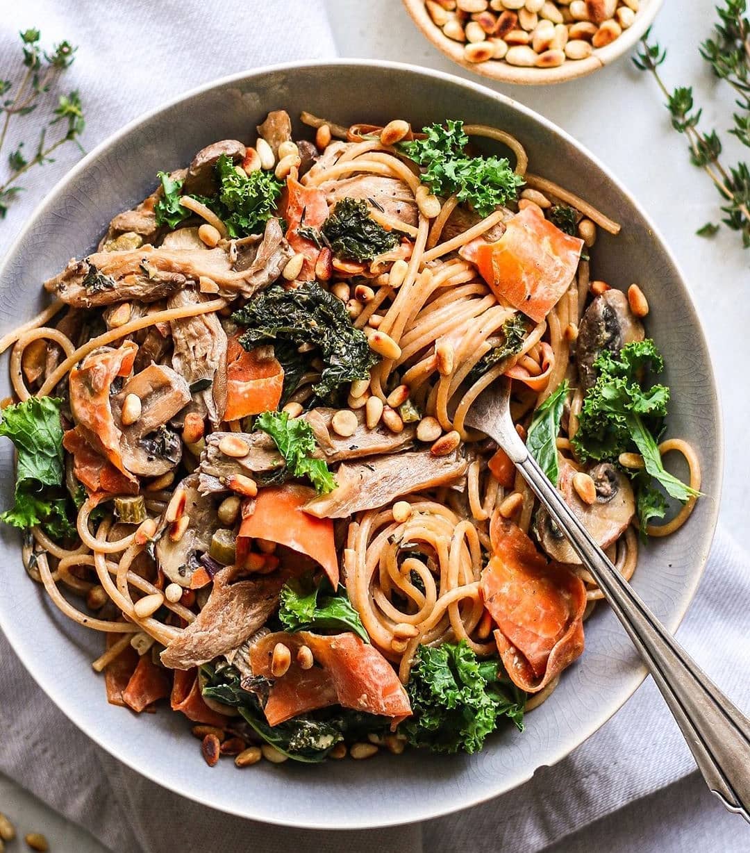 Creamy Oyster Mushroom and Kale Pasta