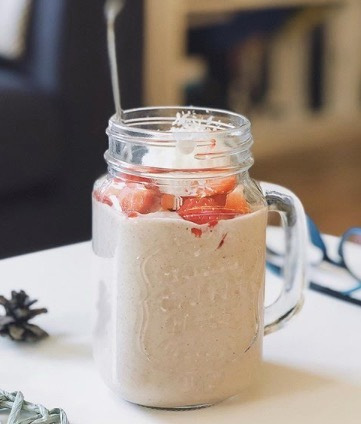 Simple Strawberry Smoothie Perfection
