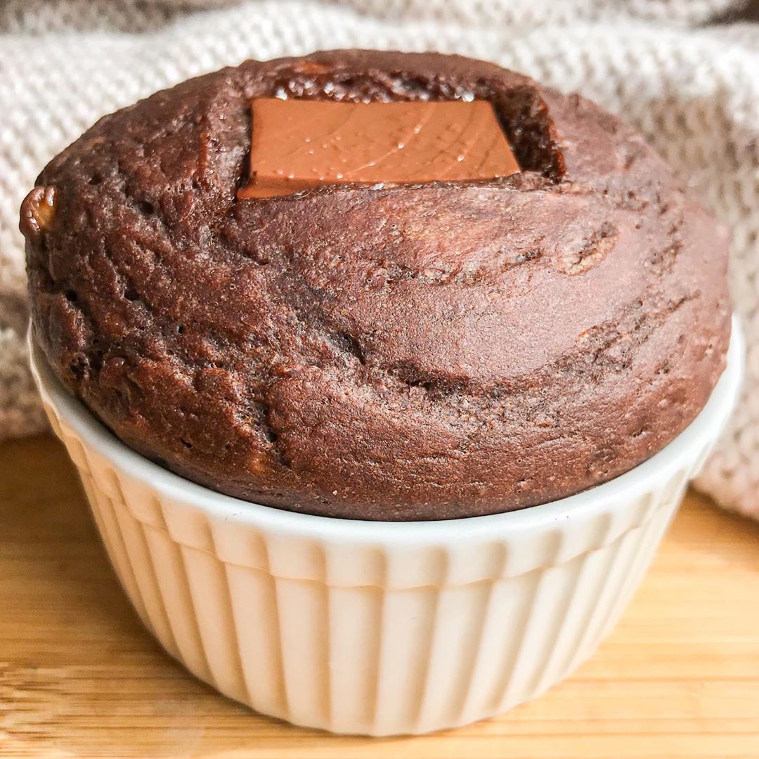 Peanut Butter Cup Lava Baked Oats