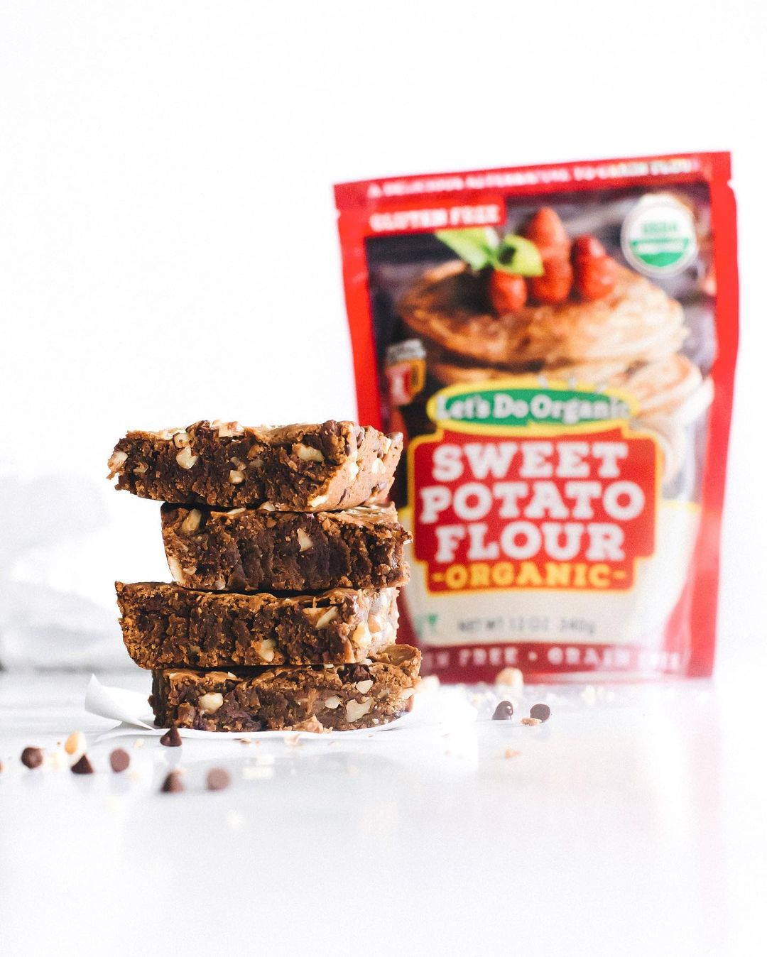Grain-Free Walnut Chocolate Chip Blondies