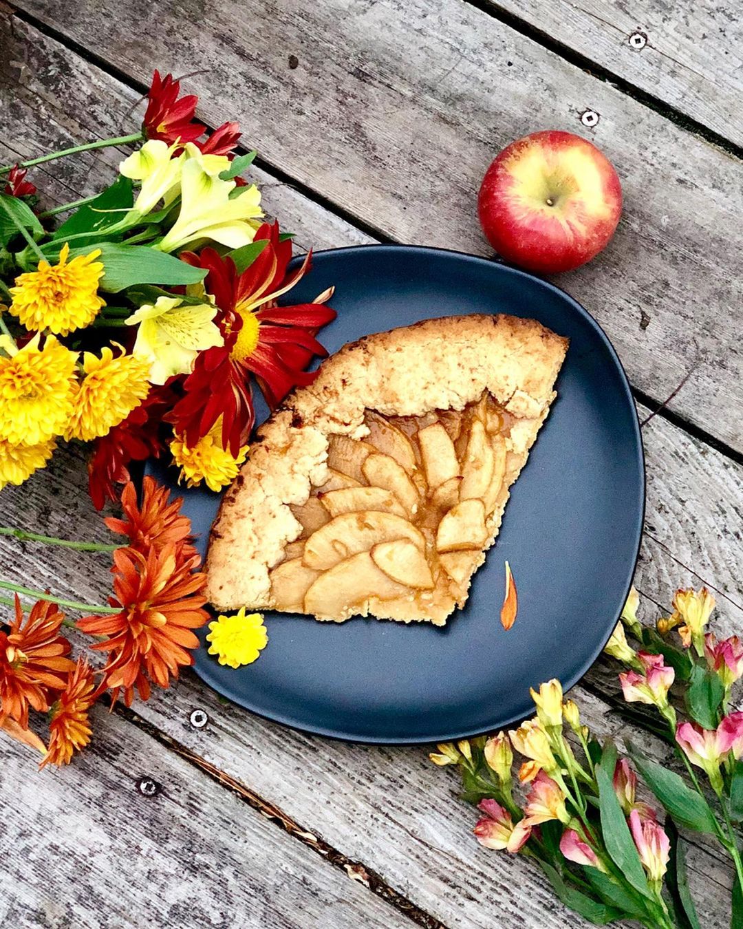 Easy Vegan Apple Galette