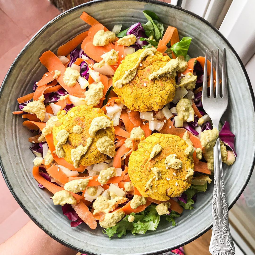 Easy Three-Ingredient Baked Falafels