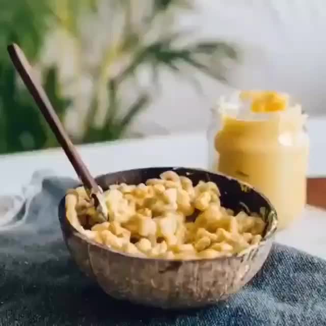 Vegan Mac and Cheese Dish