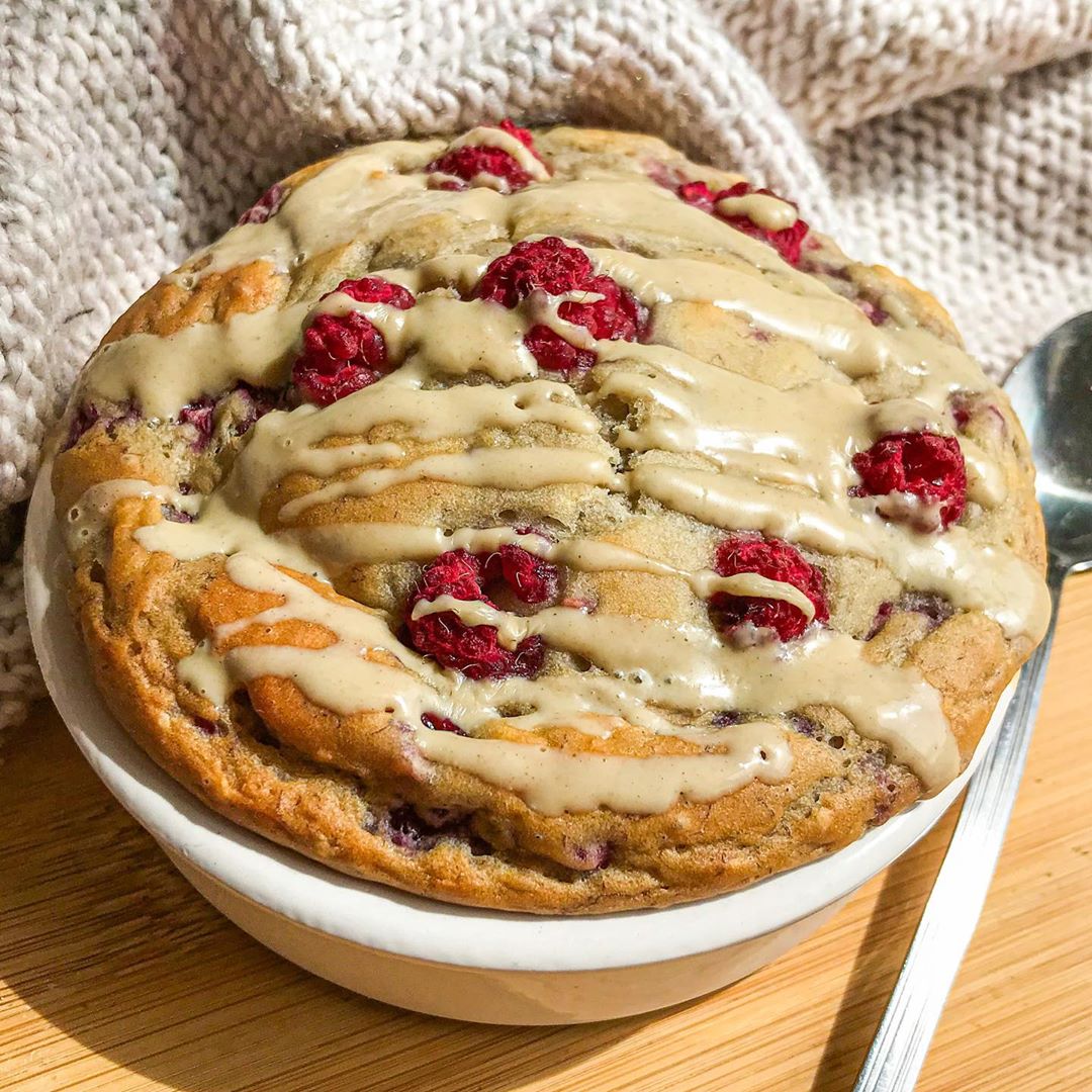 Raspberry Tahini Baked Oats