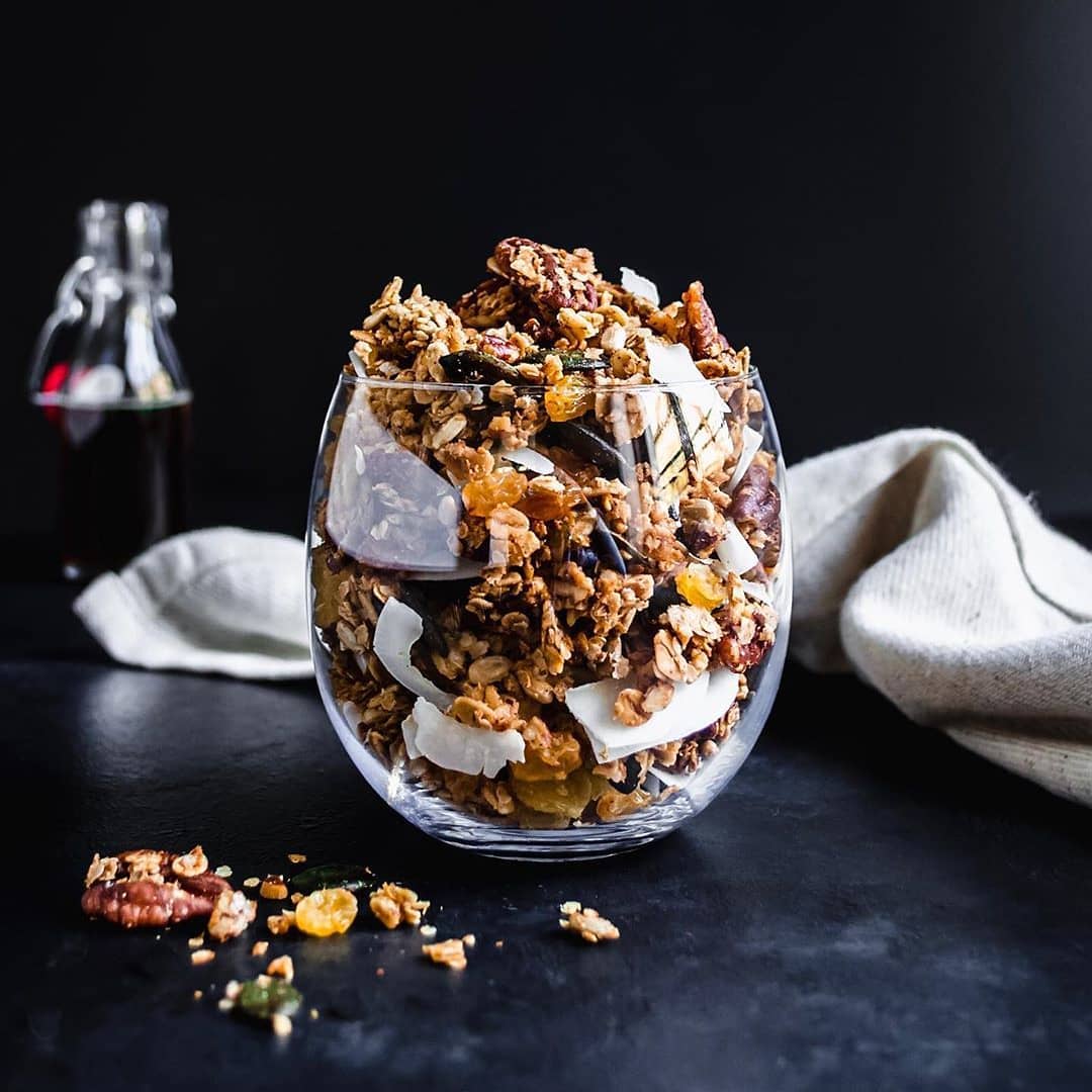 Crunchy Autumnal Maple Granola