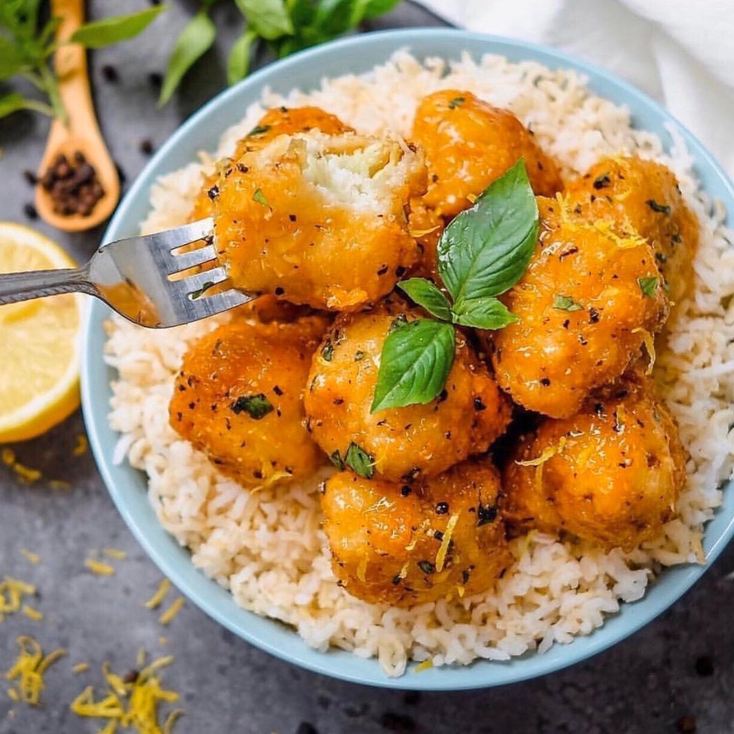 Lemon Pepper Glazed Cauliflower Bites