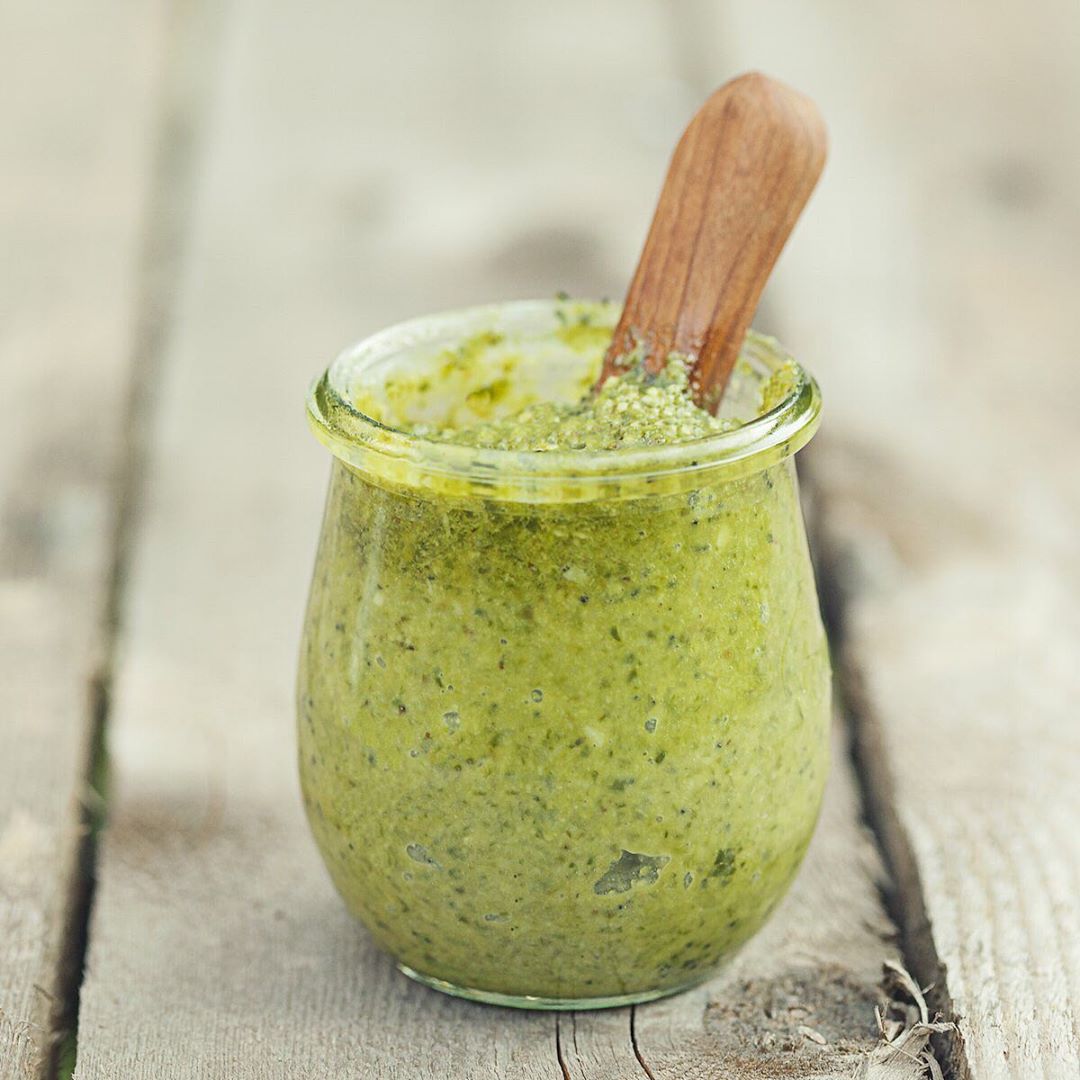 Superfood Pesto with Fresh Spirulina