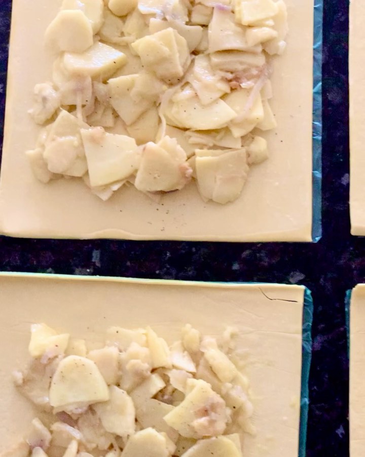 Easy Vegan Potato and Onion Pastry